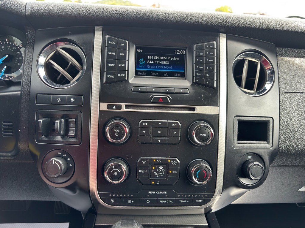 Used 2017 Ford Expedition XL w/ Equipment Group 101A AWD/4WD image 33