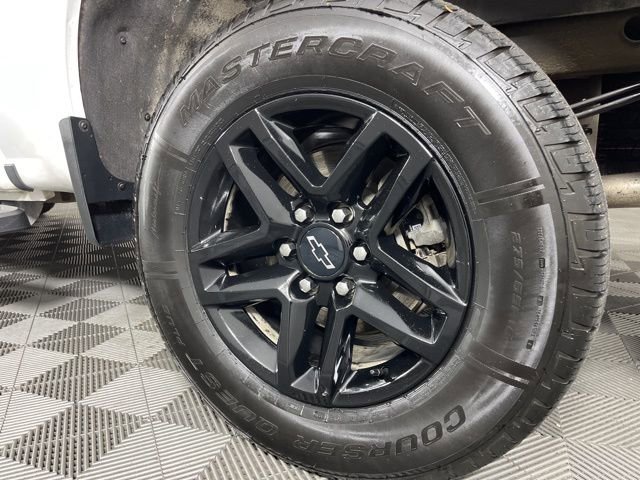 Used 2023 Chevrolet Silverado 1500 LT Trail Boss w/ Protection Package image 13