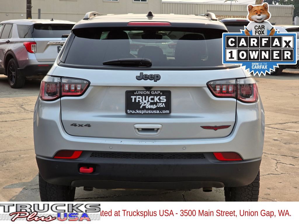 Used 2024 Jeep Compass Trailhawk image 4