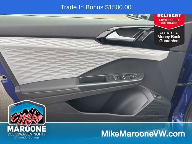 Certified 2024 Volkswagen Taos S image 12