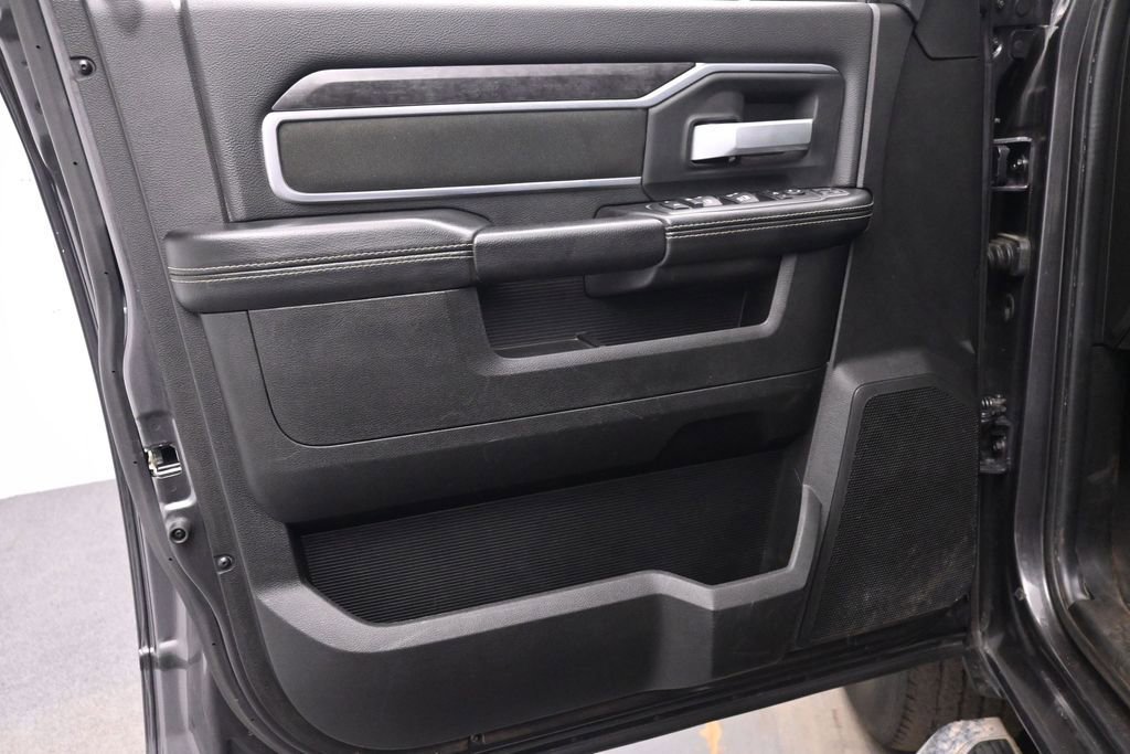 Used 2024 RAM 2500 Big Horn AWD/4WD image 13