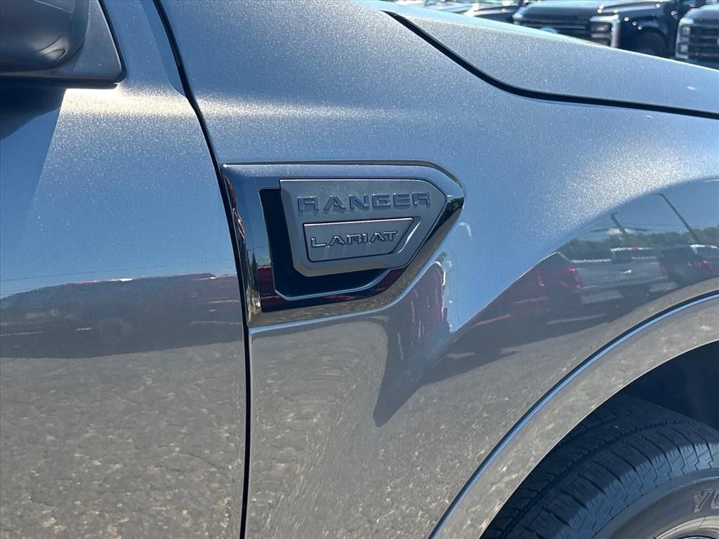 Used 2019 Ford Ranger Lariat w/ FX4 Off-Road Package AWD/4WD image 11