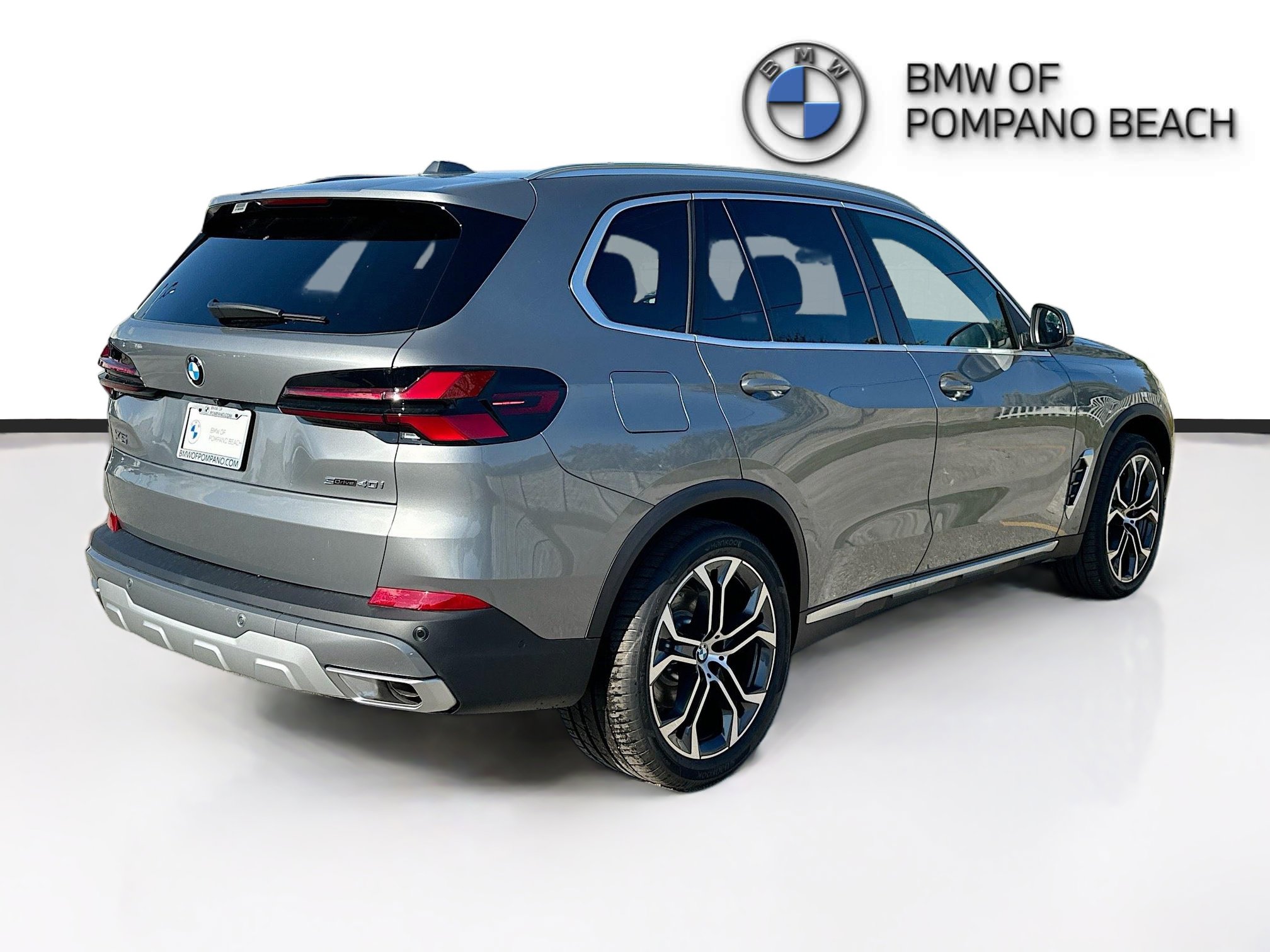 New 2026 BMW X5 sDrive40i w/ Premium Package image 6
