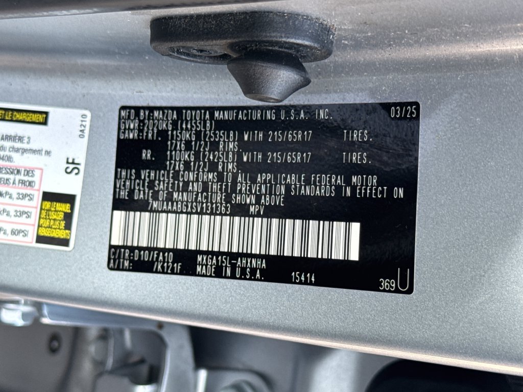 Used 2025 Toyota Corolla Cross L AWD/4WD image 47