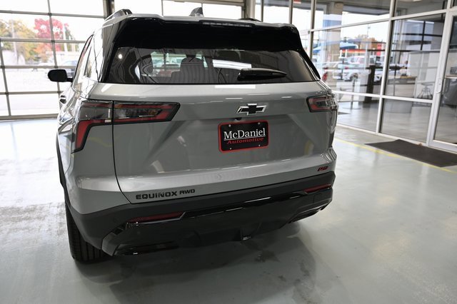 New 2026 Chevrolet Equinox RS w/ Convenience Package III image 6