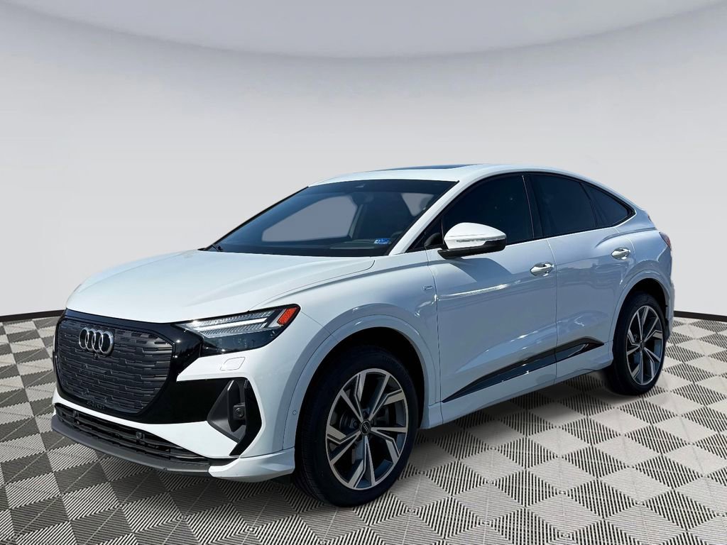 Used 2024 Audi Q4 e-tron Prestige image 5