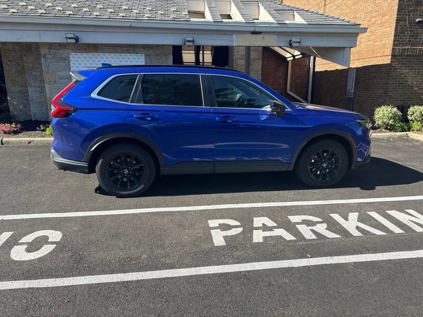 Used 2024 Honda CR-V Sport-L image 4
