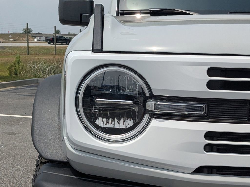 New 2026 Ford Bronco Heritage Edition AWD/4WD image 10