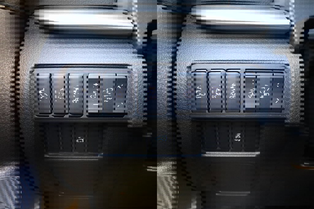 New 2026 Mitsubishi Eclipse Cross SEL image 16