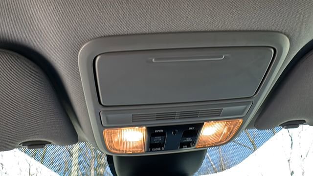 Used 2023 Honda Odyssey EX-L image 23