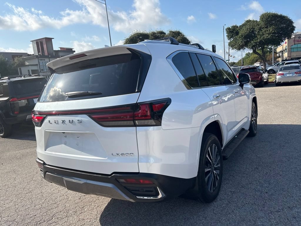 Used 2022 Lexus LX 600 4WD w/ Interior Upgrade Package image 5