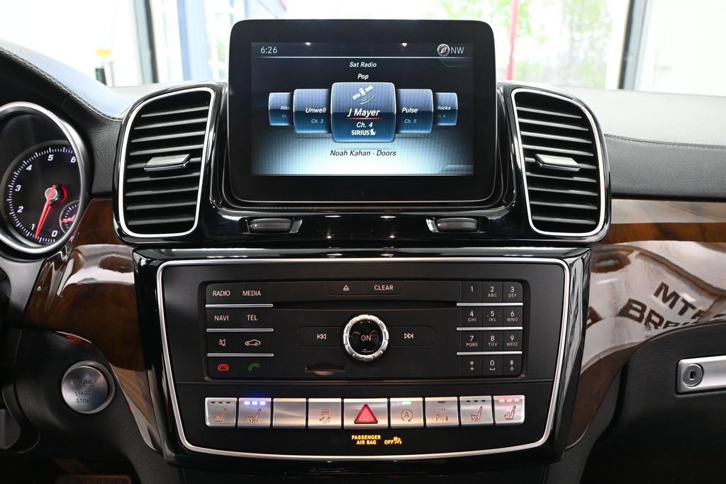 Used 2017 Mercedes-Benz GLS 550 4MATIC image 33