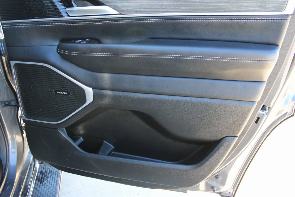 Used 2024 Jeep Wagoneer Series II image 51