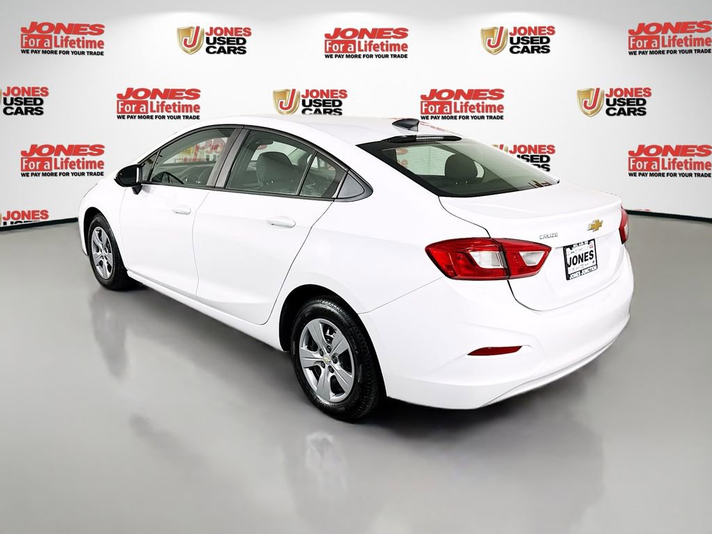 Used 2018 Chevrolet Cruze LS FWD image 2