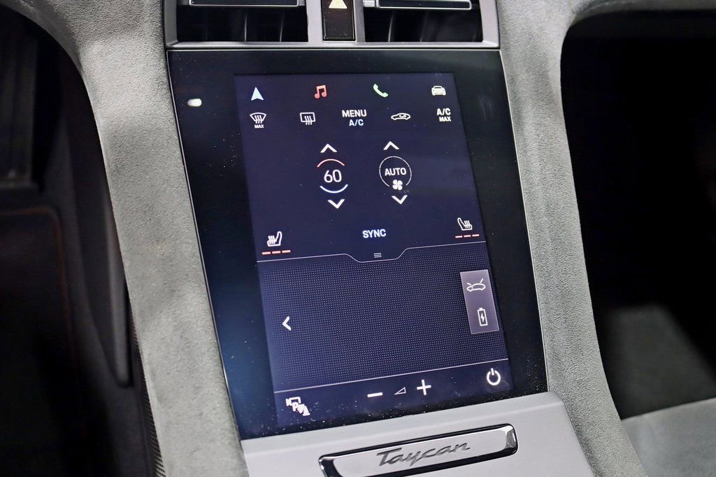 Used 2024 Porsche Taycan GTS image 28