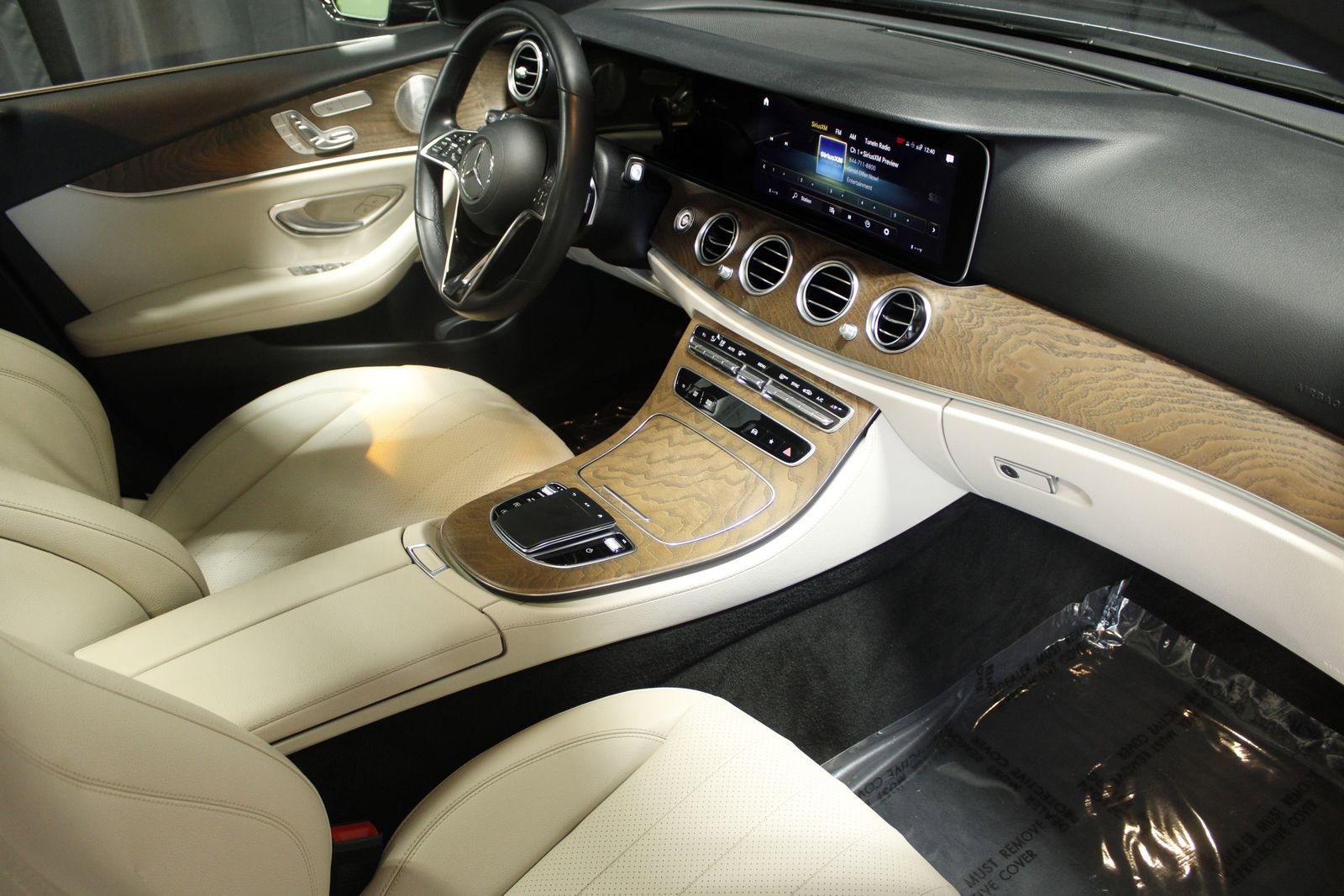 Used 2022 Mercedes-Benz E 350 4MATIC Sedan image 29