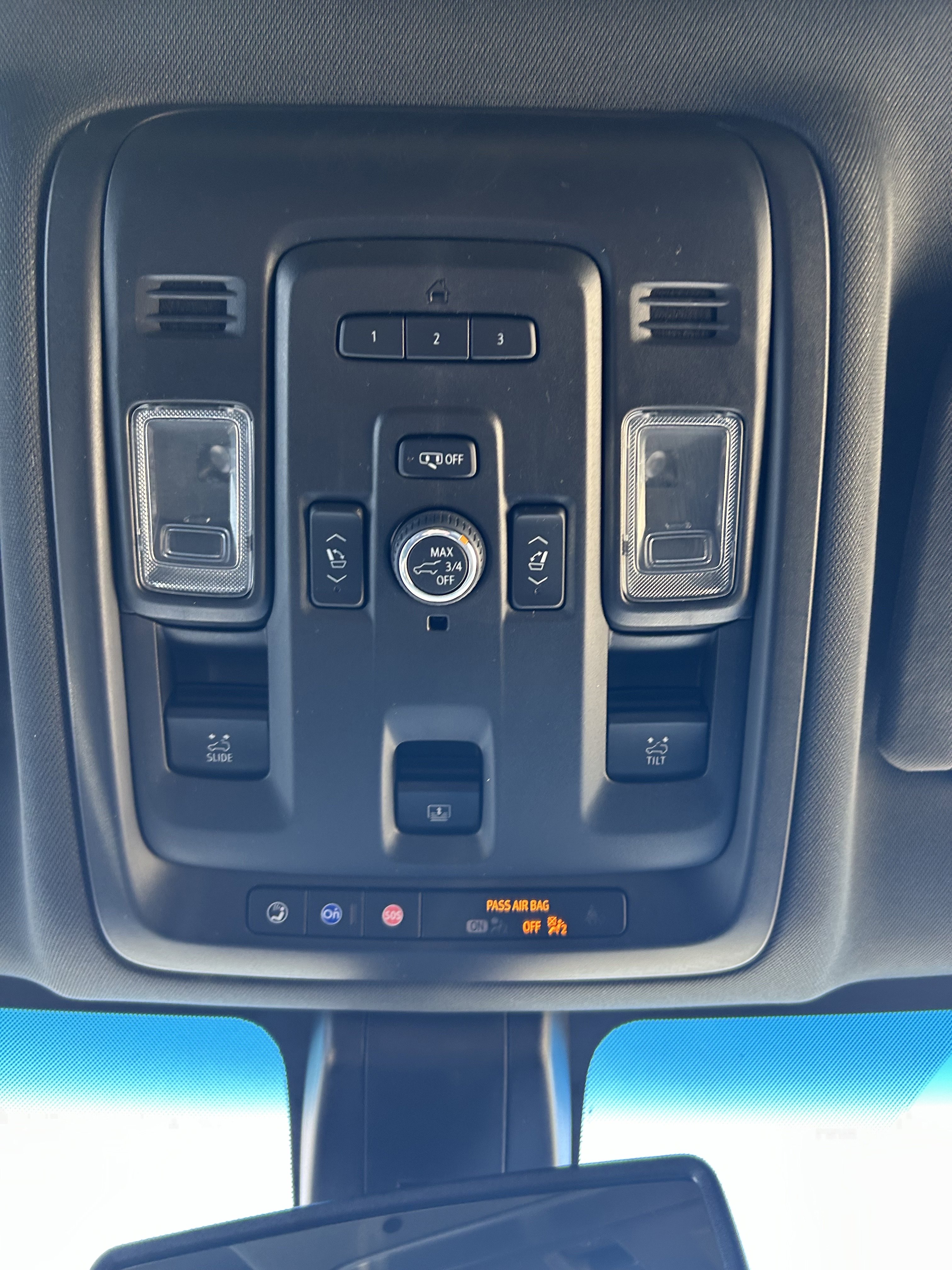 Used 2022 Chevrolet Tahoe Z71 w/ Luxury Package image 34