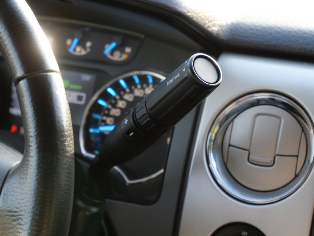Used 2013 Ford F150 XLT w/ Luxury Equipment Group AWD/4WD image 17