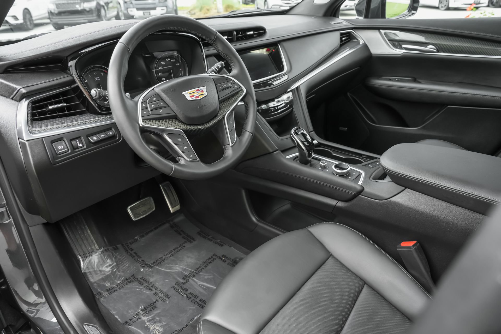 Used 2023 Cadillac XT5 Sportv w/ Technology Package image 6