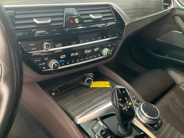 Used 2021 BMW M550i xDrive w/ Premium Package AWD/4WD image 13
