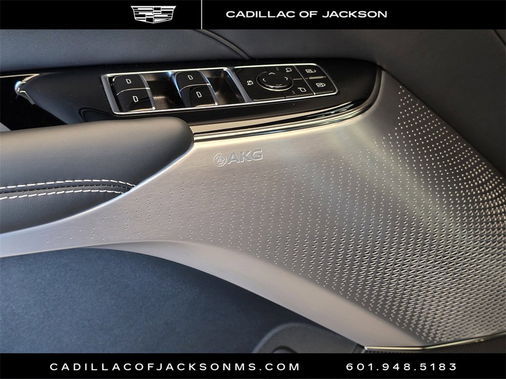 New 2026 Cadillac Lyriq V image 12