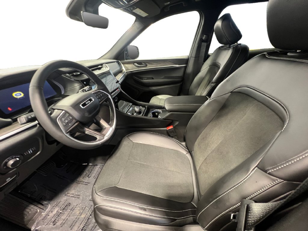 New 2027 Jeep Grand Cherokee L 4WD image 19