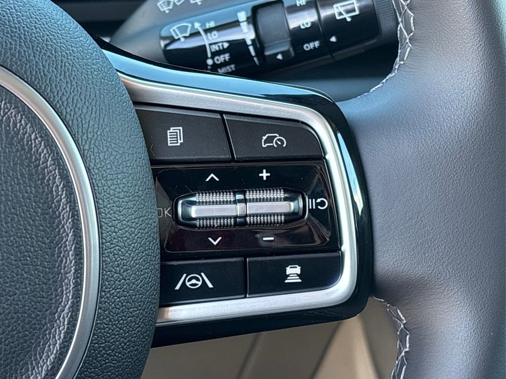 New 2026 Kia Carnival FWD image 19