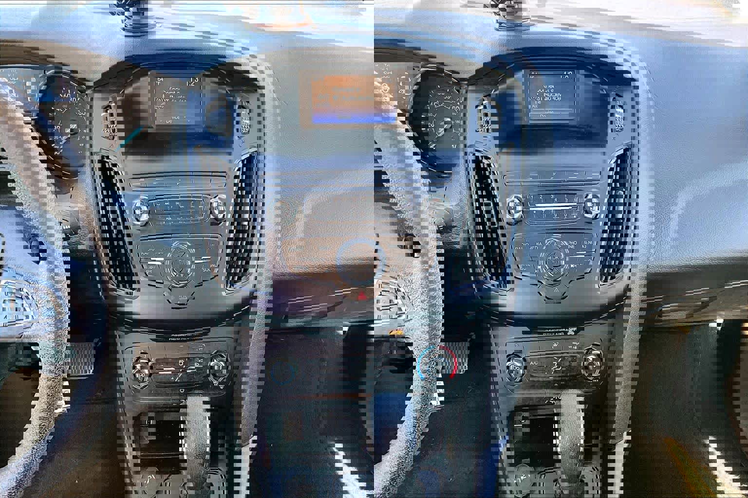 Used 2018 Ford Focus SE image 7