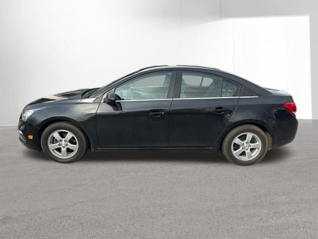 Used 2015 Chevrolet Cruze LT image 2