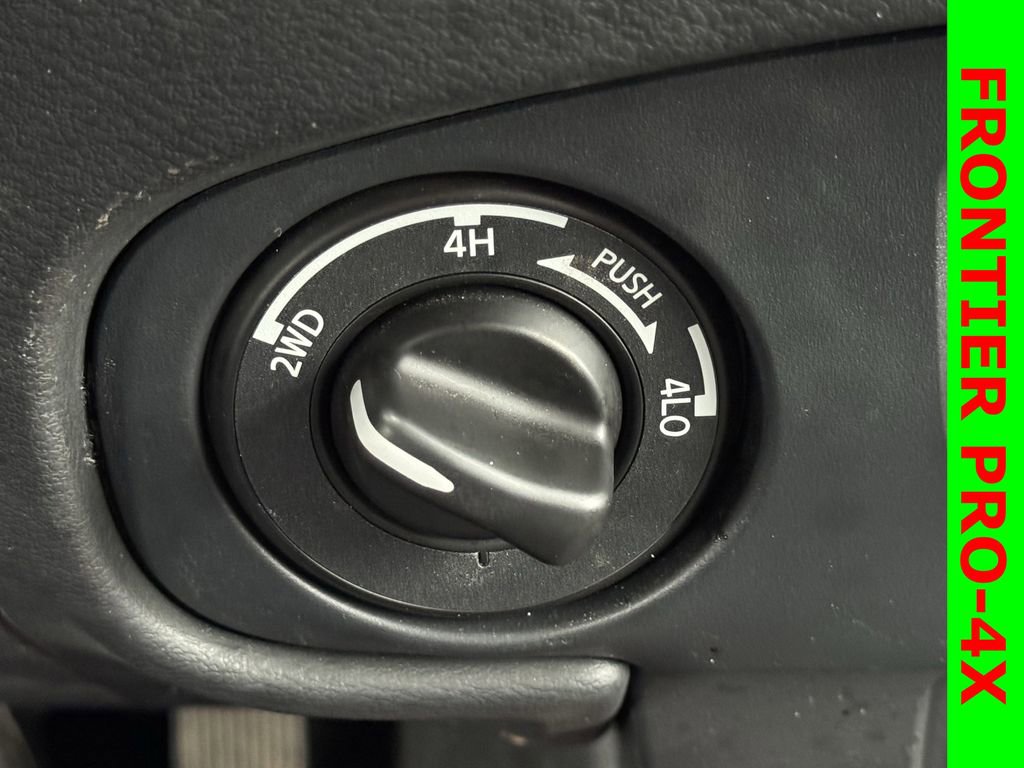 Used 2022 Nissan Frontier PRO-4X w/ Technology Package image 19