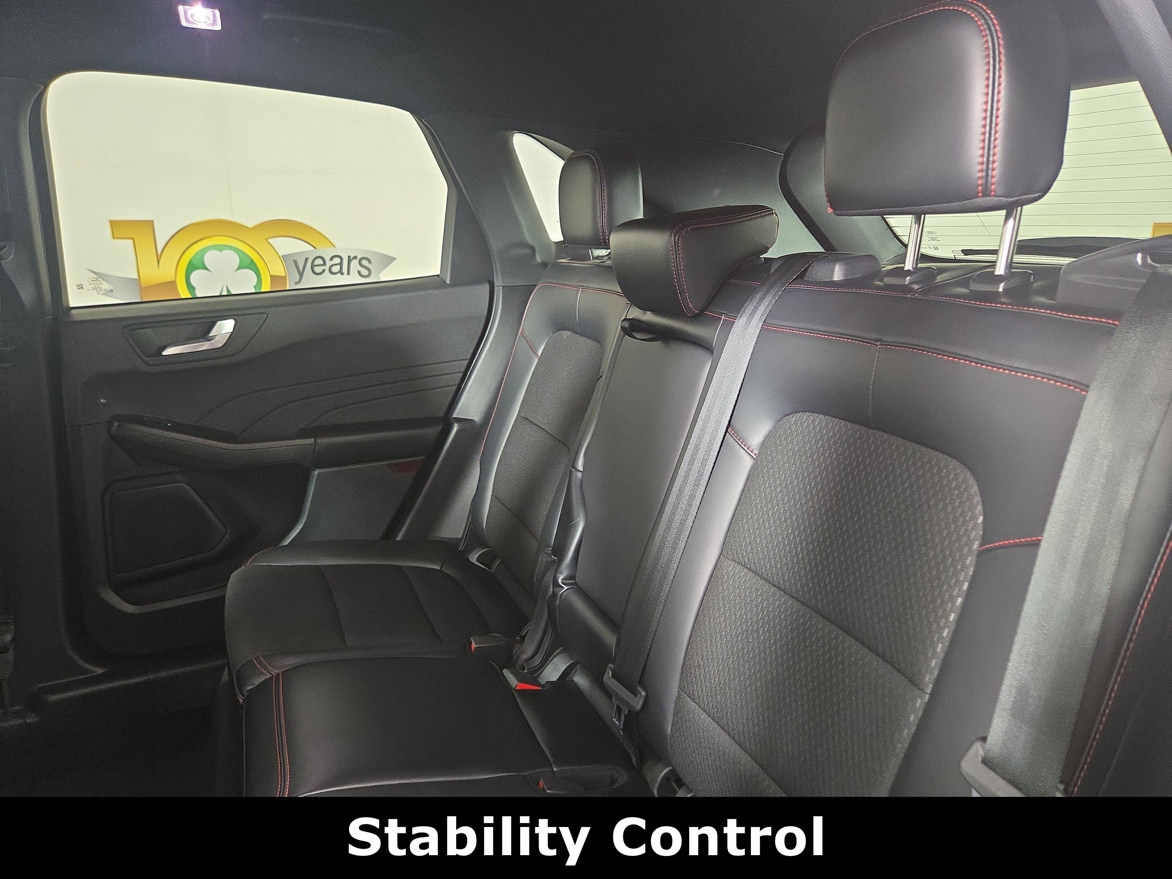 Used 2025 Ford Escape ST-Line Select image 12