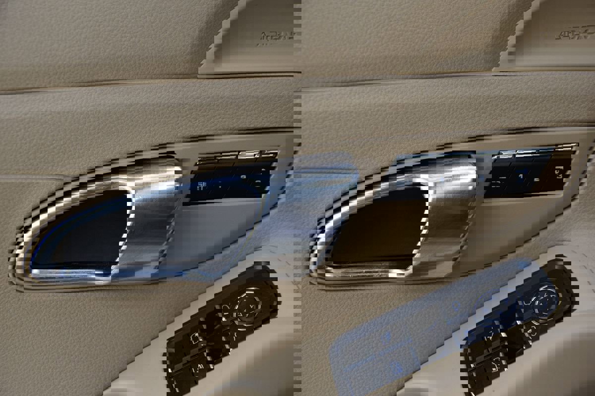 Used 2013 Porsche Boxster S image 27