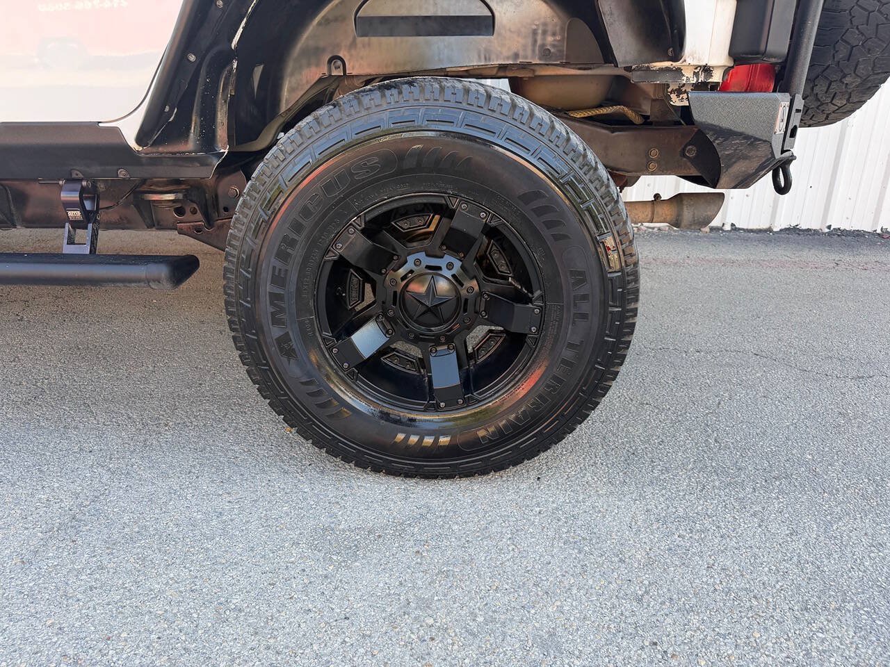 Used 2014 Jeep Wrangler Unlimited Rubicon w/ Connectivity Group AWD/4WD image 28