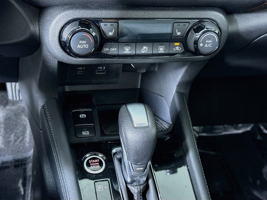 Certified 2023 Nissan Kicks SR w/ SR Premium Package FWD image 7