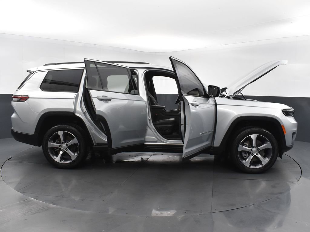 Used 2024 Jeep Grand Cherokee L Limited w/ Trailer Tow Package AWD/4WD image 59