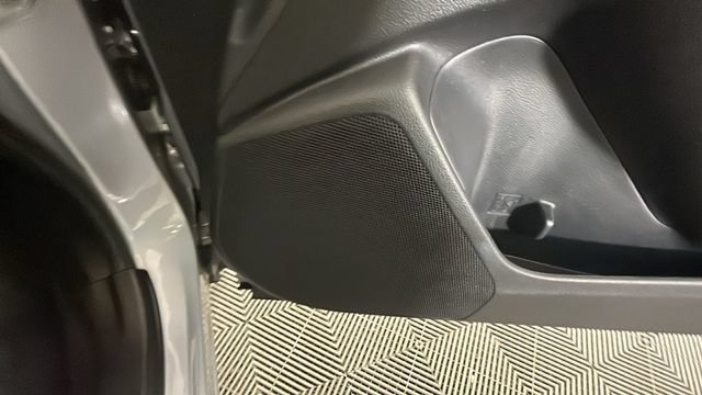 Used 2017 Subaru Forester 2.5i Premium AWD/4WD image 31