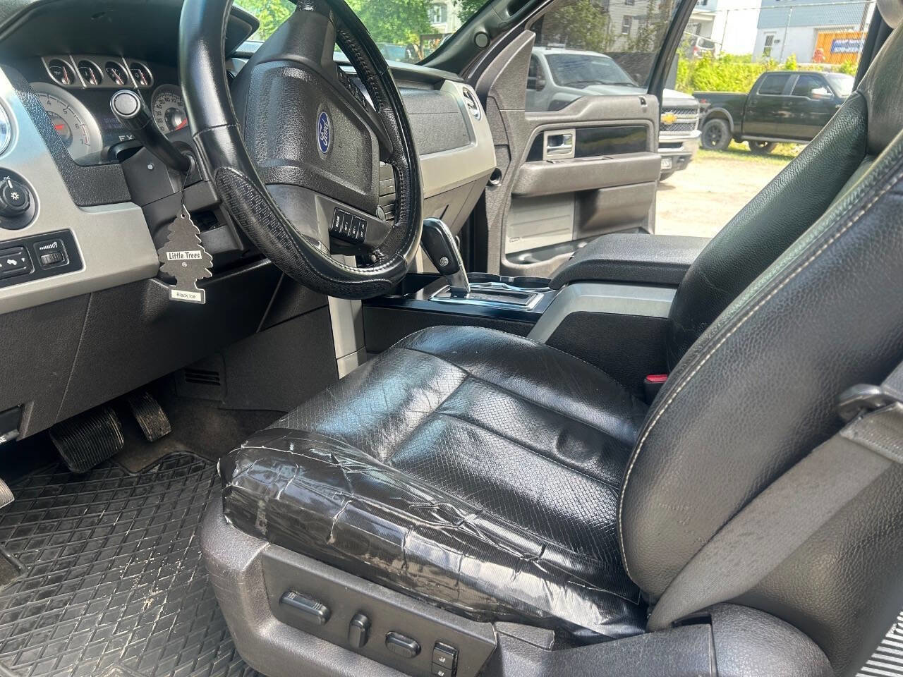 Used 2010 Ford F150 FX4 AWD/4WD image 12