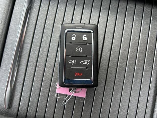 New 2026 Jeep Grand Wagoneer 4WD w/ Quick Order Packge 29V Upland image 32