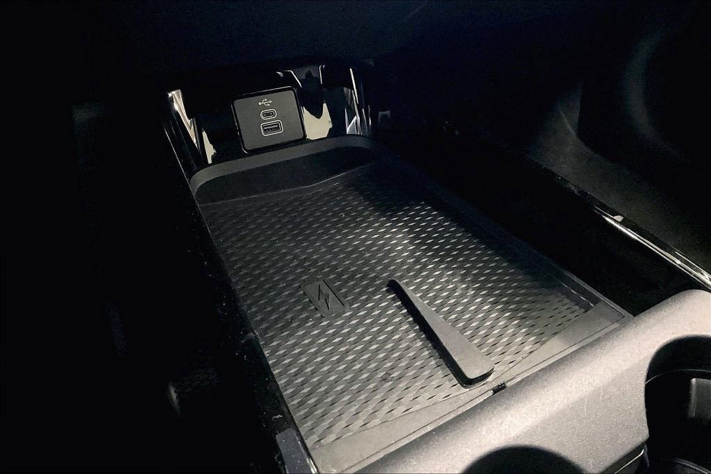 Used 2025 Ford Mustang Mach-E Premium image 22