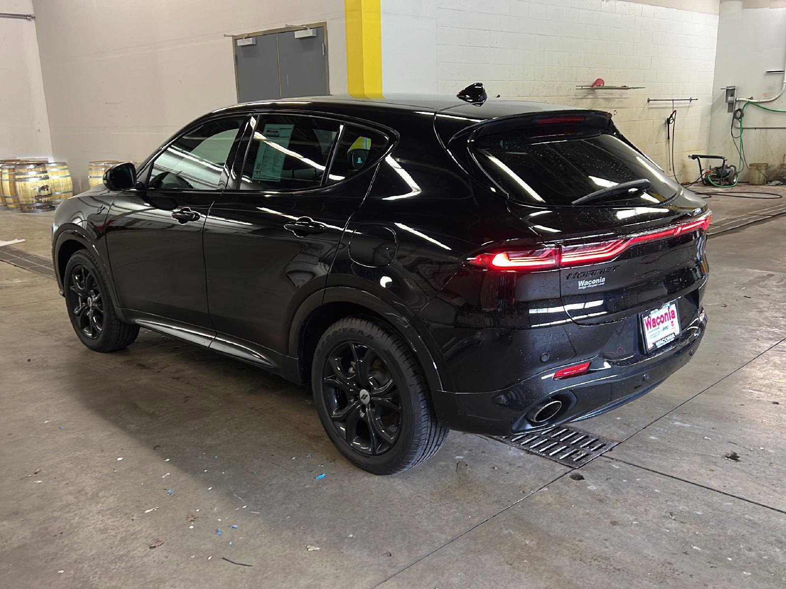 Used 2024 Dodge Hornet R/T w/ R/T Blacktop Package image 6