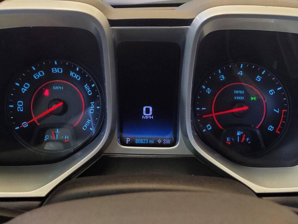 Used 2015 Chevrolet Camaro LT RWD image 23
