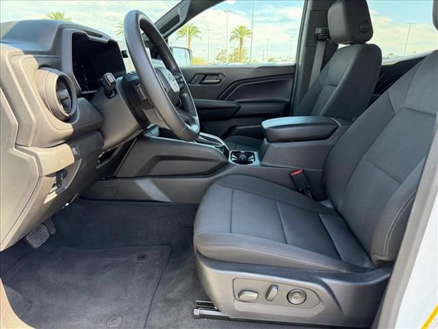 Certified 2023 Chevrolet Colorado Trail Boss w/ Technology Package AWD/4WD image 6