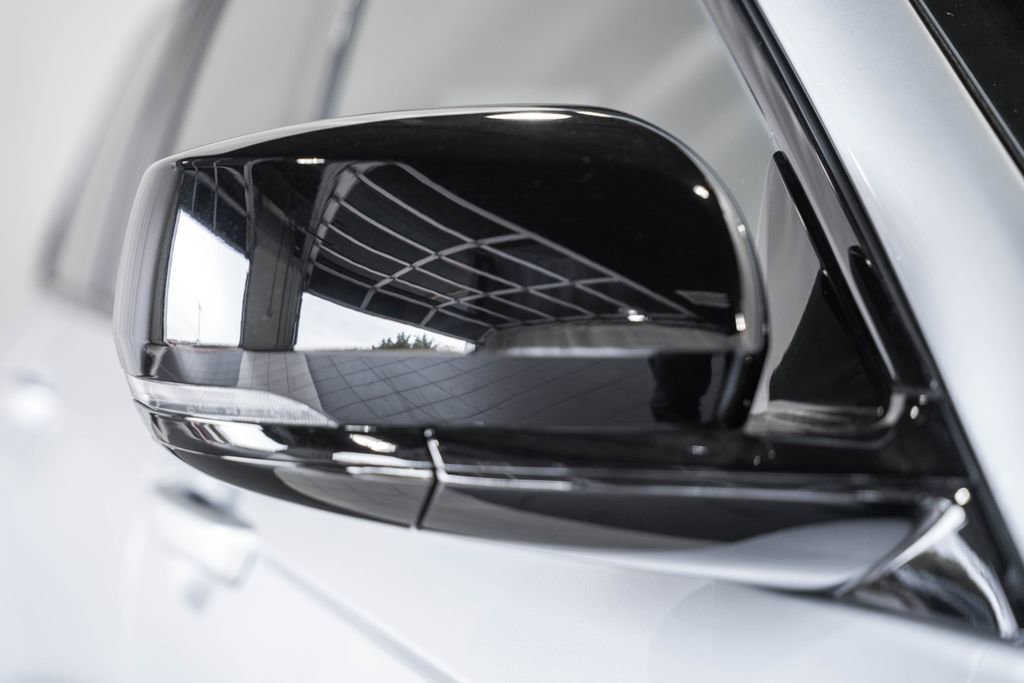 New 2025 Jeep Grand Cherokee Altitude image 14