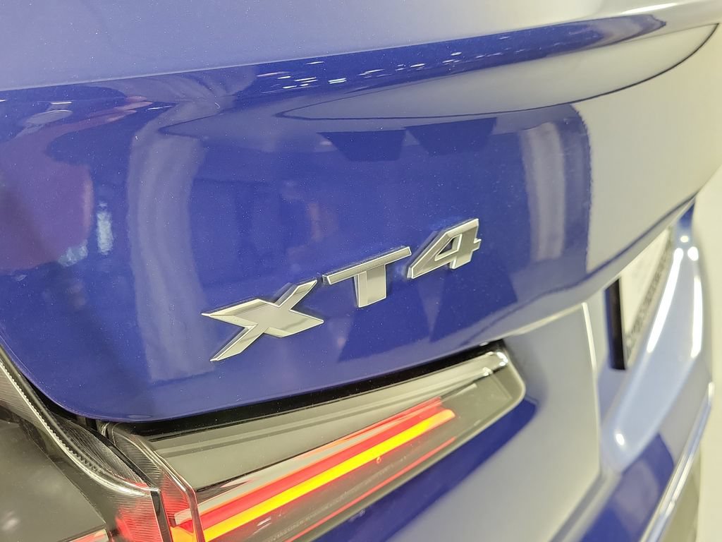 Certified 2023 Cadillac XT4 Sport FWD image 5