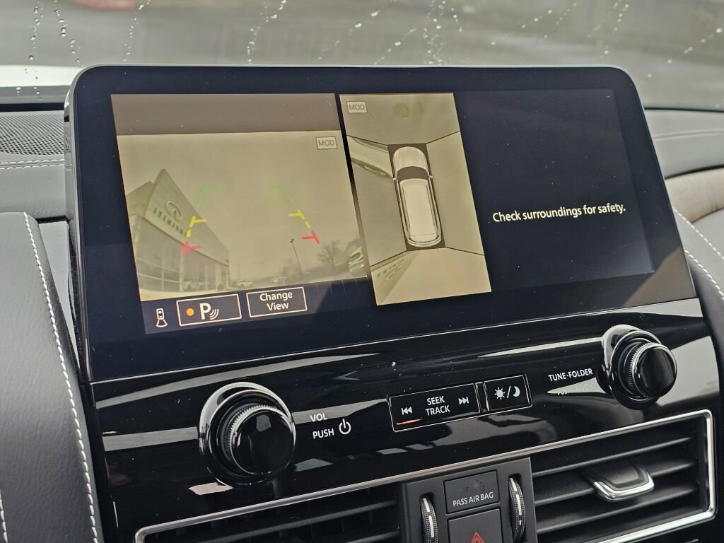 Used 2023 INFINITI QX80 Premium Select w/ Cargo Package image 40