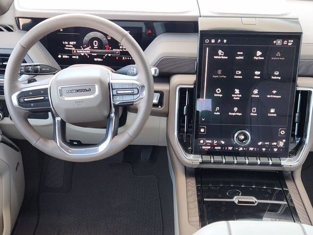 Used 2025 GMC Yukon XL Denali w/ Sun & Power Step Package image 24