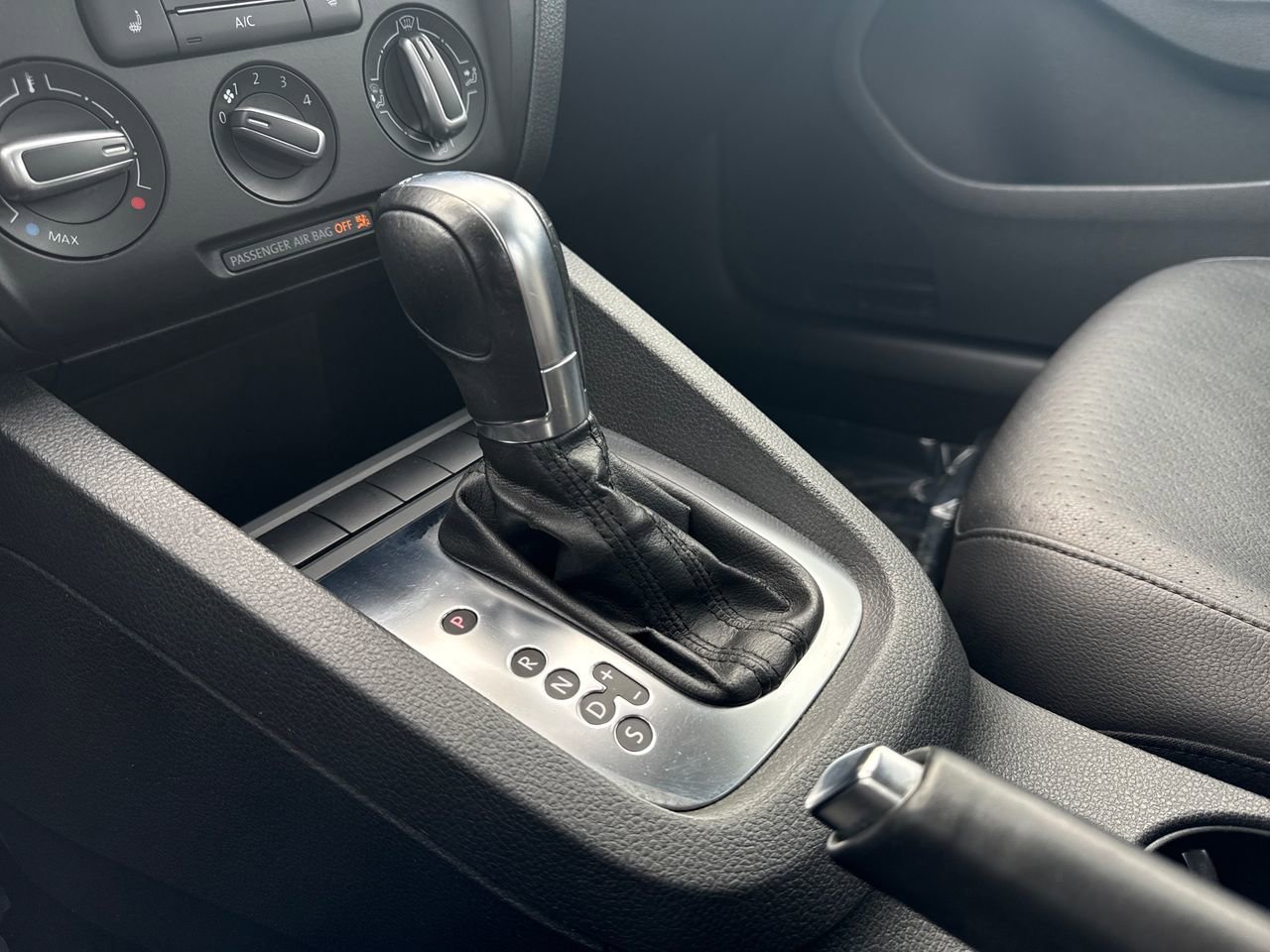 Used 2013 Volkswagen Jetta TDI image 22