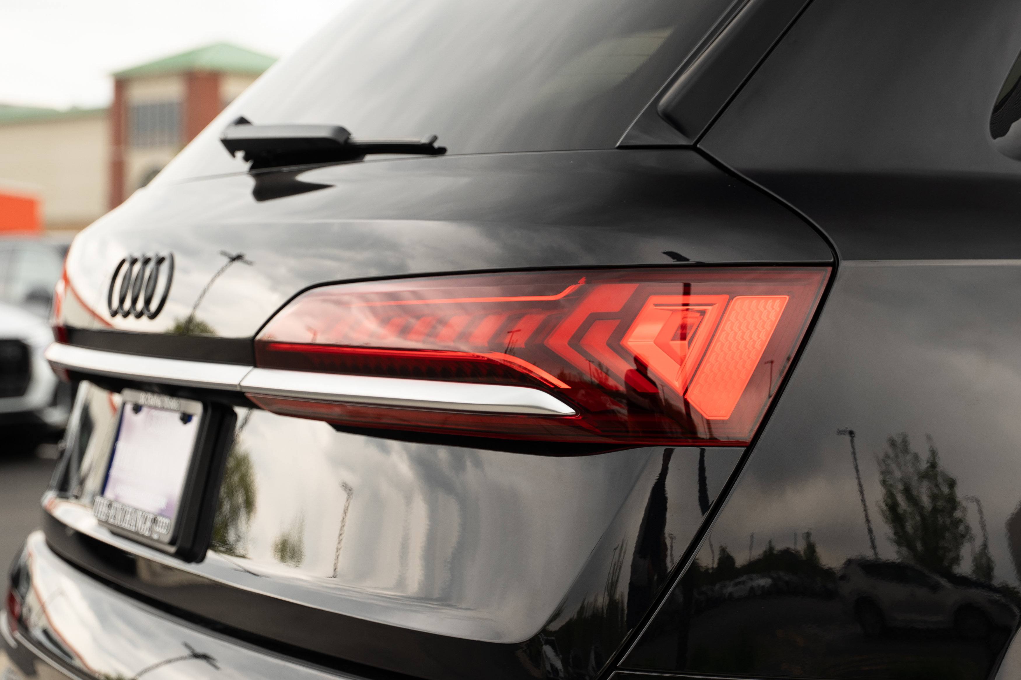 Used 2021 Audi SQ7 Prestige AWD/4WD image 36