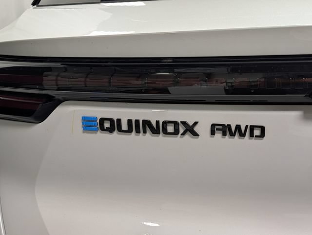 Certified 2025 Chevrolet Equinox EV RS AWD/4WD image 6