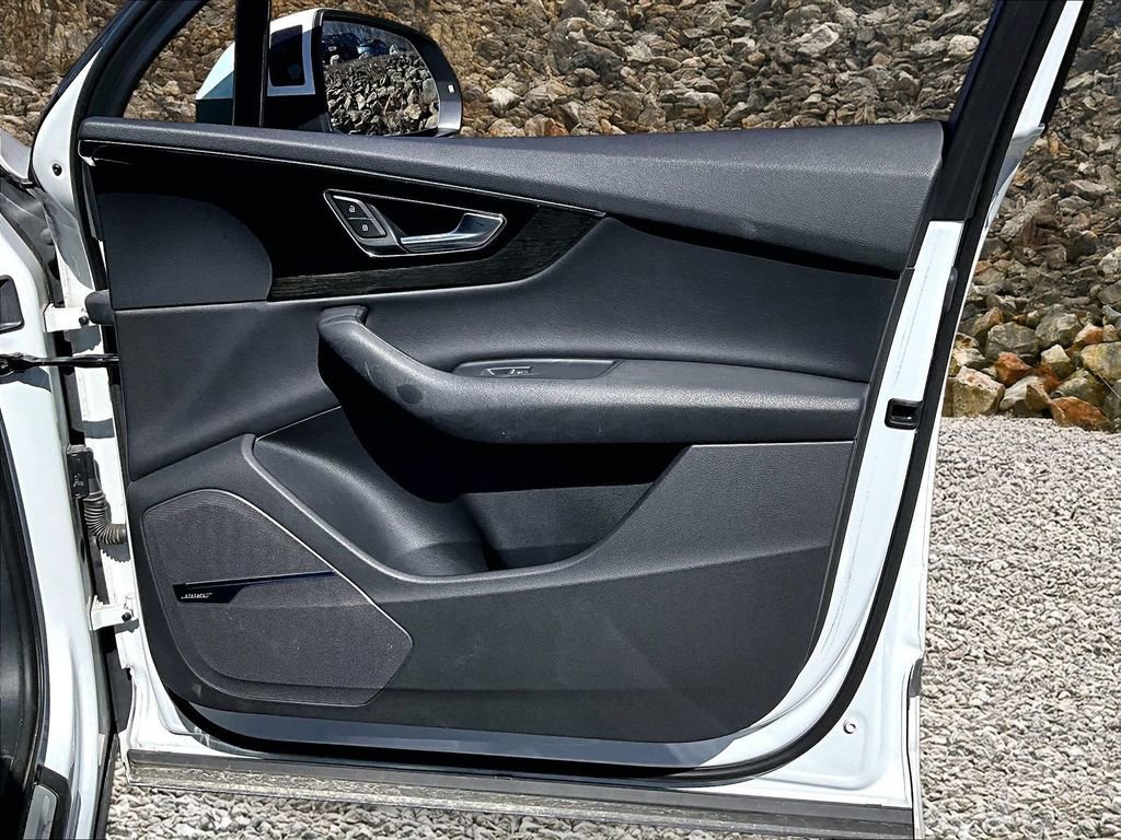 Used 2019 Audi Q7 3.0T Premium Plus image 21